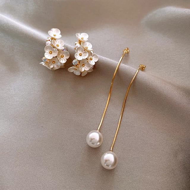 Yu Fashions Faux Pearl Flower Bunch Drop Pearl Golden Korean Earrings Pair