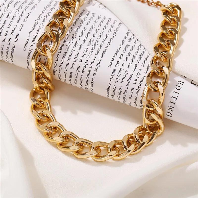 YU Fashions Link Chain High Fashion Necklace Chain