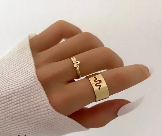Yu Fashions Couple Best Friend Snake Korean  Ring Set of 2