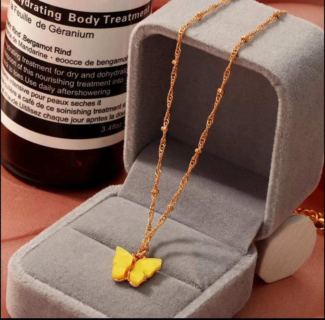 Yu Fashions Cute Butterfly Charm Pendent Korean Necklace
