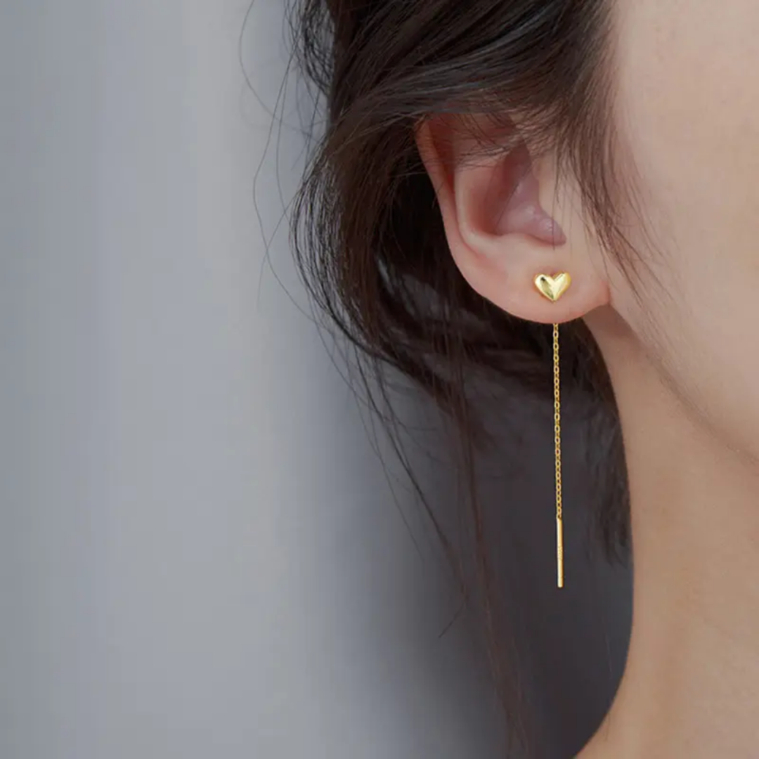 Yu Fashions Golden Cute Heart Needle Sleek Korean Earrings Pair
