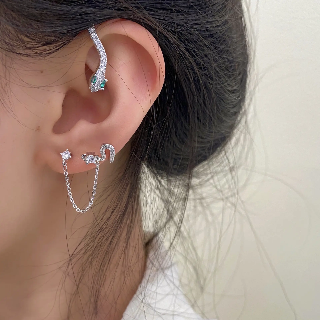 Yu Fashions Silver Snake Chain Korean Single Pc Punk High Fashion EarHook Ear Crawler Earrings