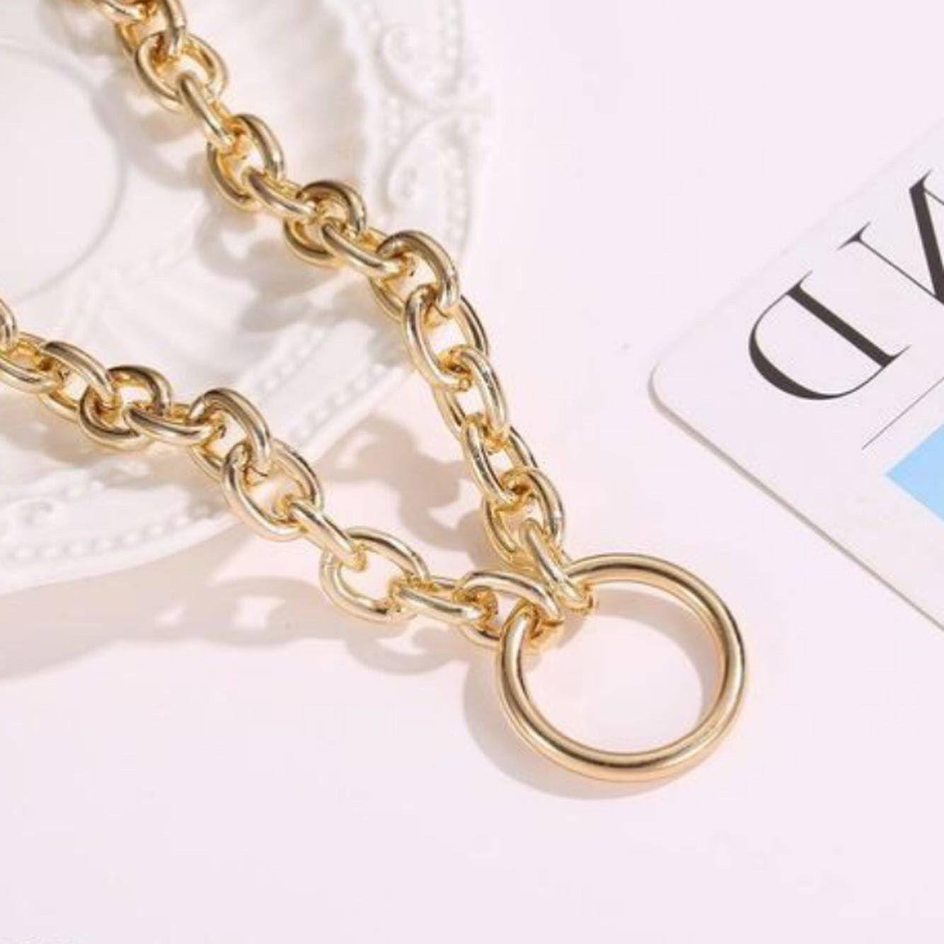 Yu Fashions Circle Pendent Link Chain Necklace