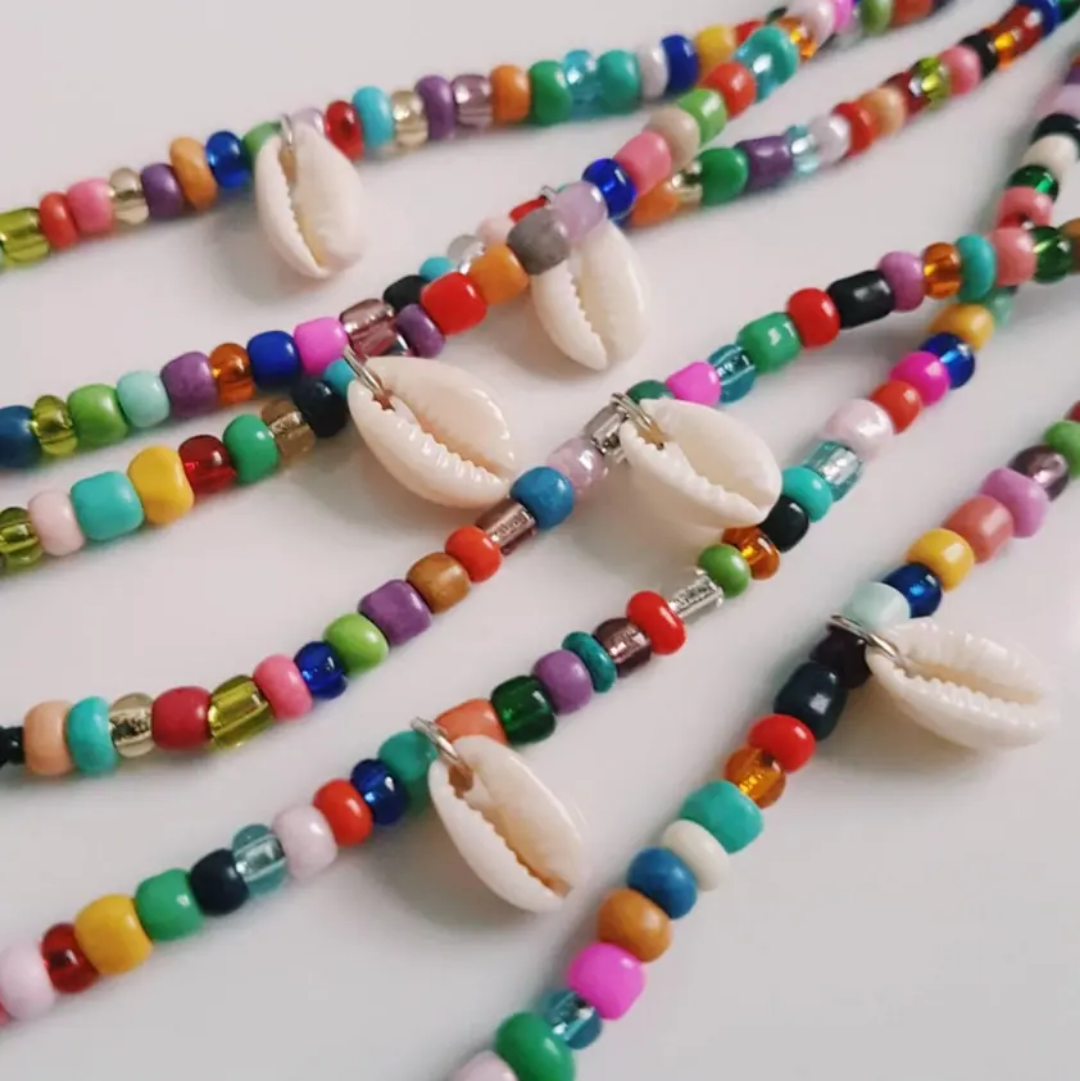 Yu Fashions Multicoloured Beads with Sea Shell Ocean Beach Korean Anklet