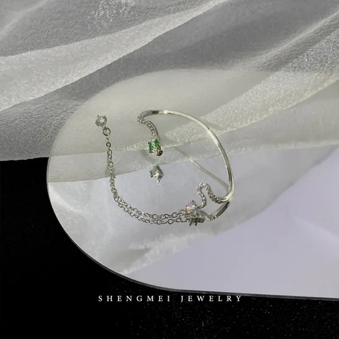 Yu Fashions Silver Snake Chain Korean Single Pc Punk High Fashion EarHook Ear Crawler Earrings