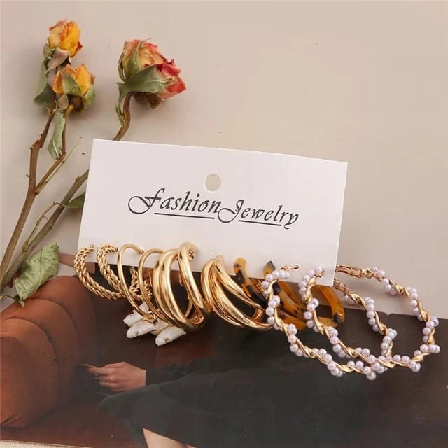 Stylish Animal Print Acrylic Golden Pearl Hoop Butterfly Earring Set of 5 Pairs For Women