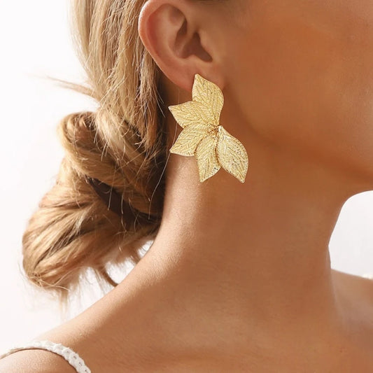 YU Fashions  Vintage Geometric Thick  Textured Five Leaf Multilayered Irregular Statement Korean Earrings Pair