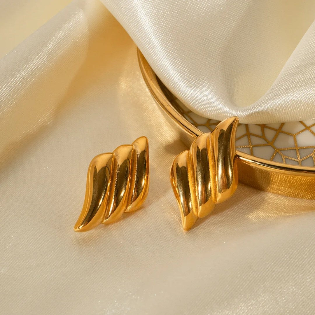YU Fashions  Geometric Statement Rose Spiral Textured Angel Wings Chunky Ear Buckle Korean earrings Pair