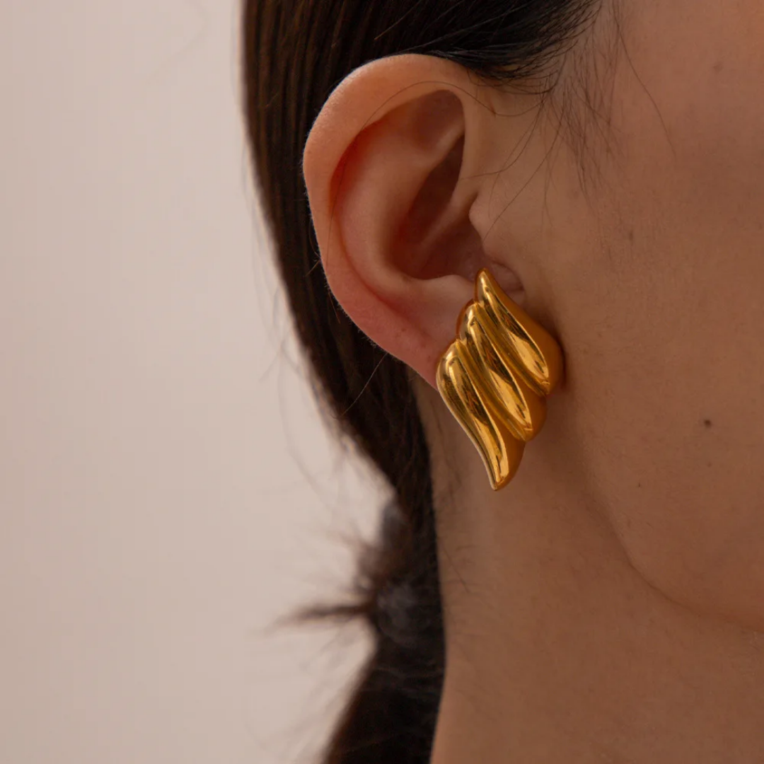 YU Fashions  Geometric Statement Rose Spiral Textured Angel Wings Chunky Ear Buckle Korean earrings Pair