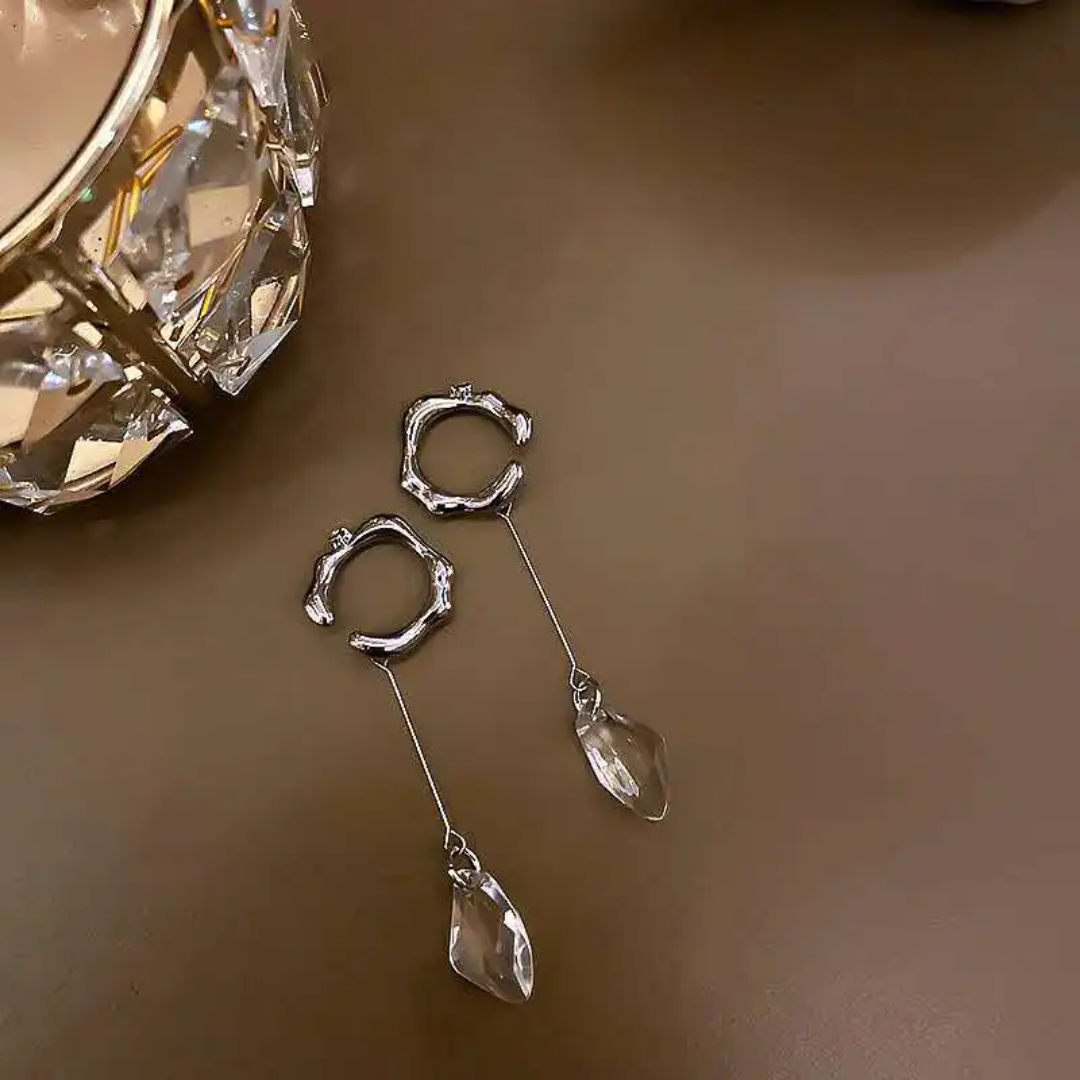 Yu Fashions Crystal No Piercing Round Circle Drop Korean EarHook Earring Pair