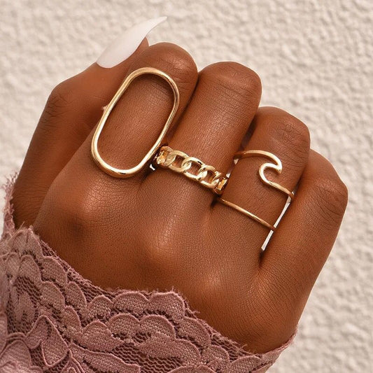 Yu Fashions Link And Circle Golden Ring Set of 4