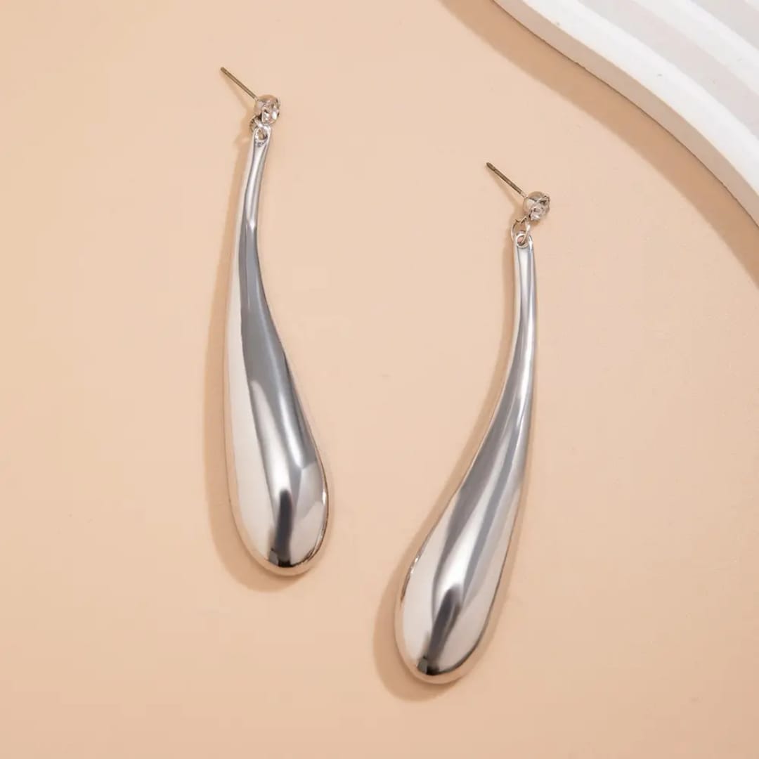 YU Fashions  Big Water Drop Geometric Tangle Exaggerated Statement Korean Earrings Pair