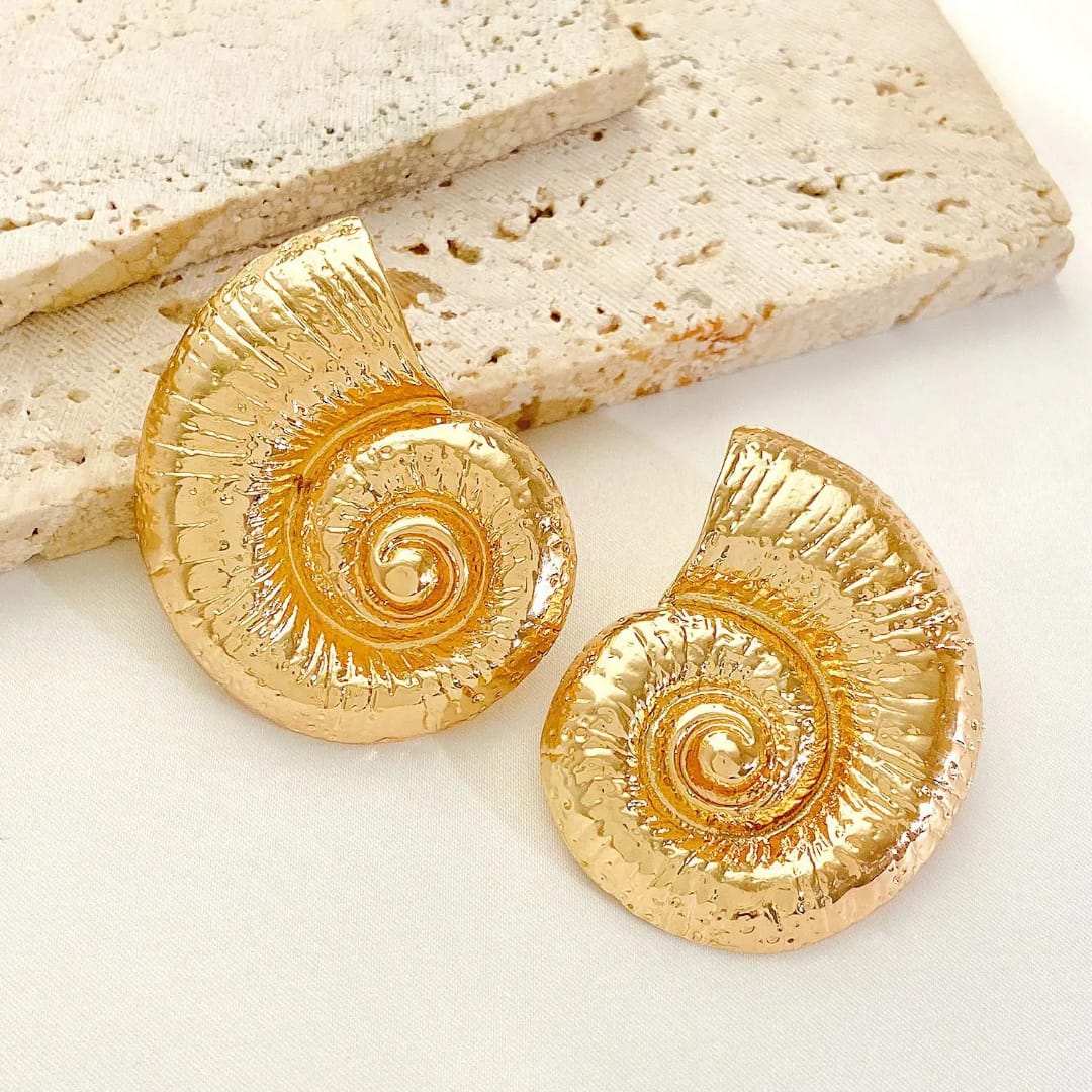 Yu Fashions Golden Ocean SeaShell Marine Beach Large Textured  Snail Geometric Korean Statement Earring