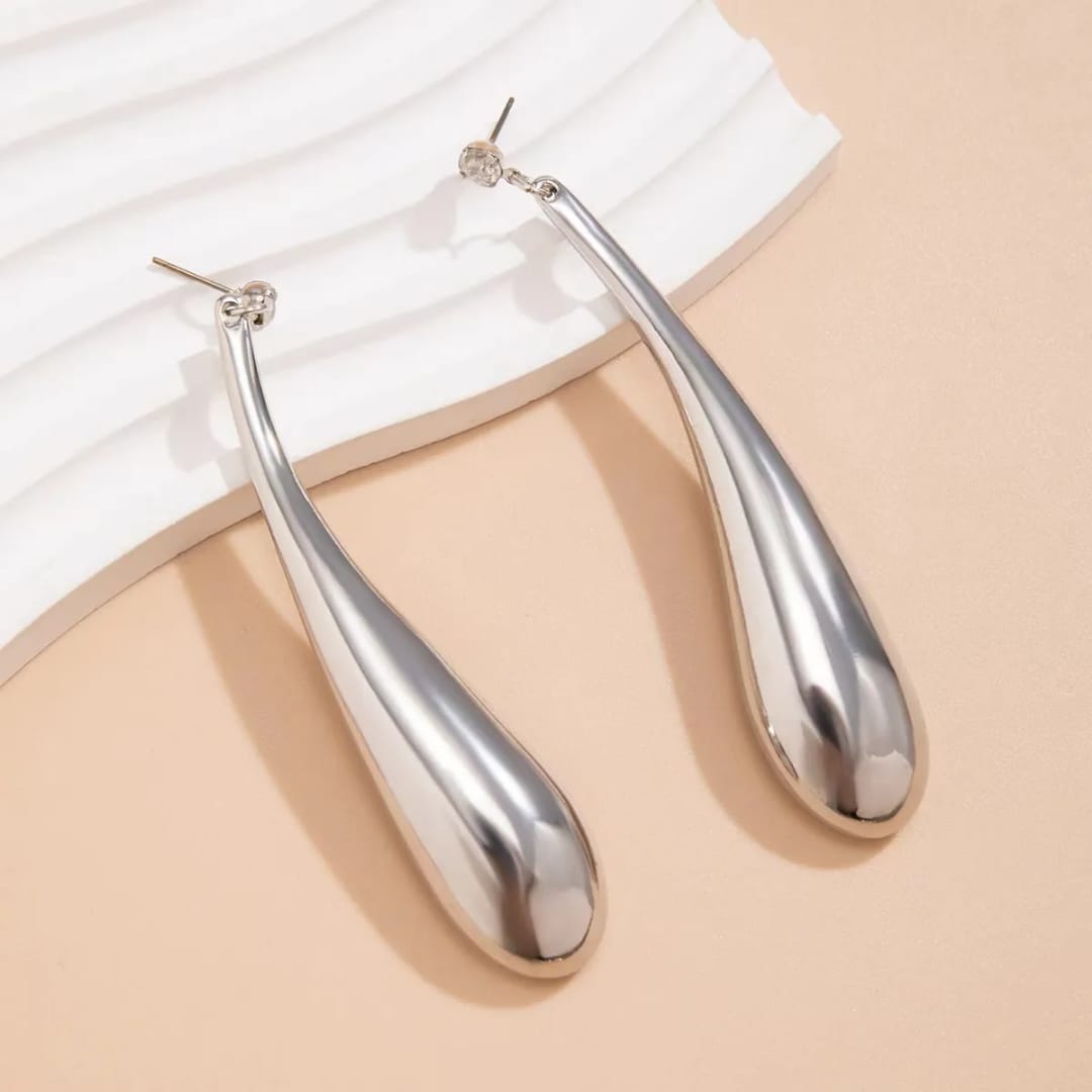 YU Fashions  Big Water Drop Geometric Tangle Exaggerated Statement Korean Earrings Pair