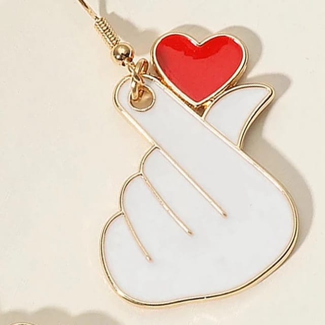 Yu Fashions Heart Click Cute Hand Korean Earrings Pair