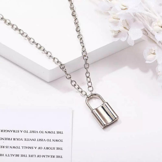 Yu Fashions Minimal Lock Pendent Necklace Chain