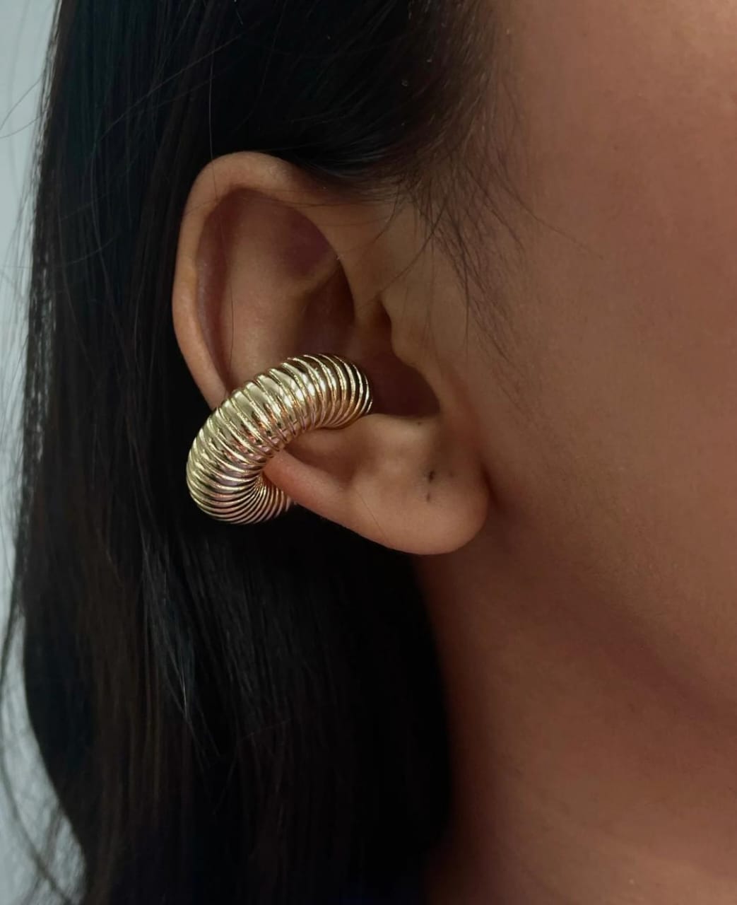 YU Fashions  Textured Spiral Ear Bone Non- Piercing Ear Cuff 2 Statement Korean Earrings Pair