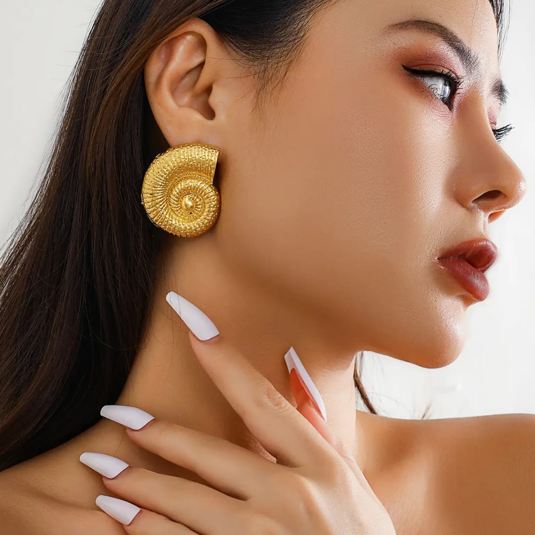 Yu Fashions Golden Ocean SeaShell Marine Beach Large Textured  Snail Geometric Korean Statement Earring