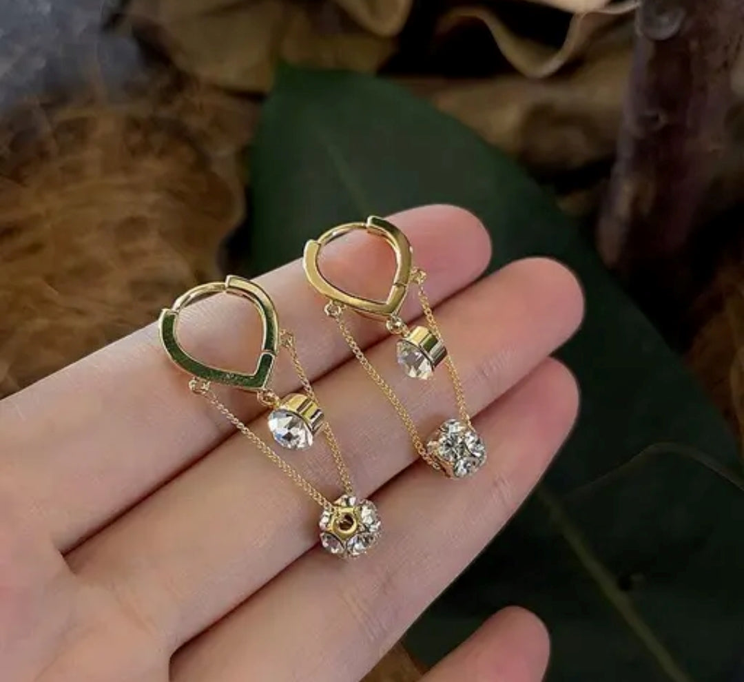 Yu Fashions Crystal Drop Golden High Fashion Korean Chain earrings Pair