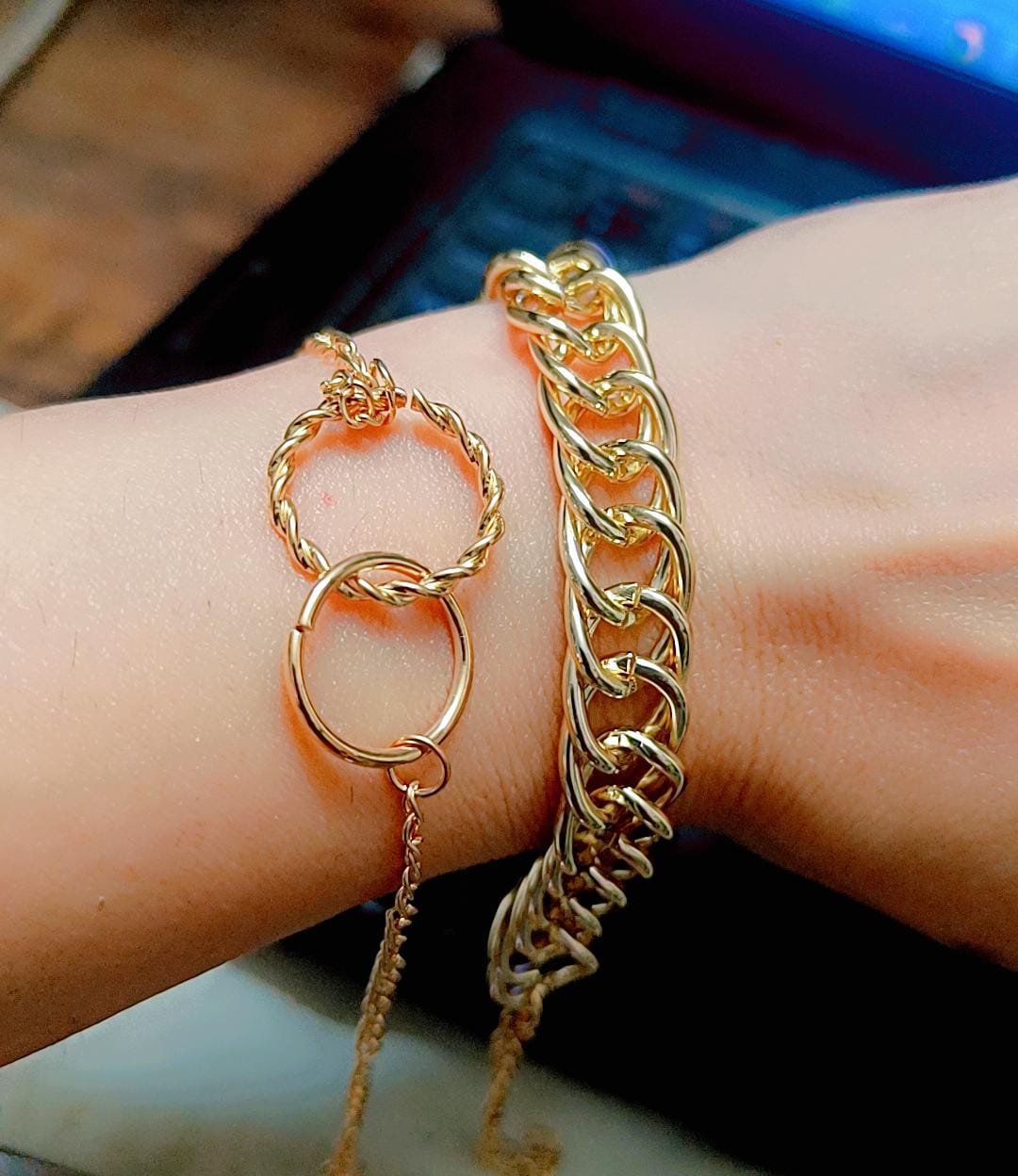 Yu Fashions 2 layered Toggle Link Chain Korean Bracelet