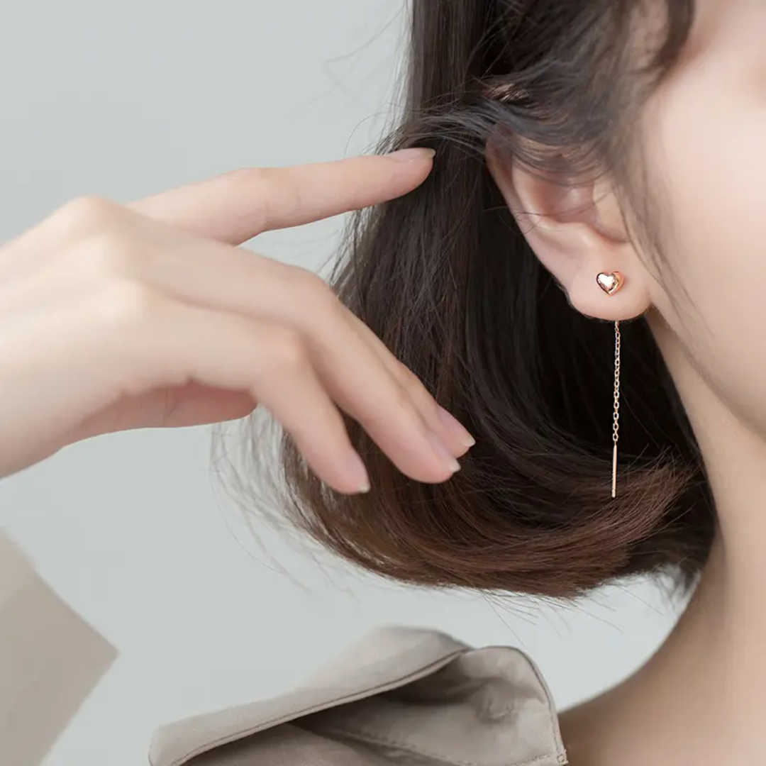 Yu Fashions Golden Cute Heart Needle Sleek Korean Earrings Pair