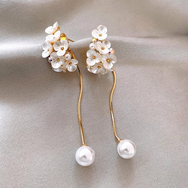Yu Fashions Faux Pearl Flower Bunch Drop Pearl Golden Korean Earrings Pair