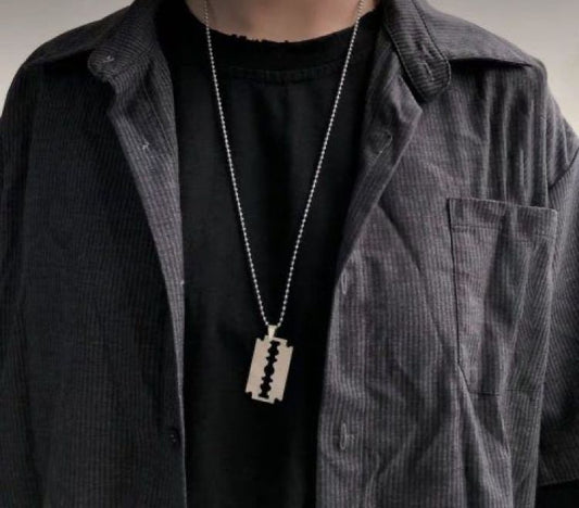 Yu Fashions Razor Blade Punk Unisex Silver Pendent Necklace Chain