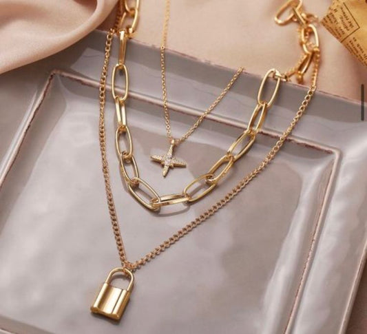 Yu Fashions 3 layered Link Lock Star rhinestone Multilayered Necklace Chain