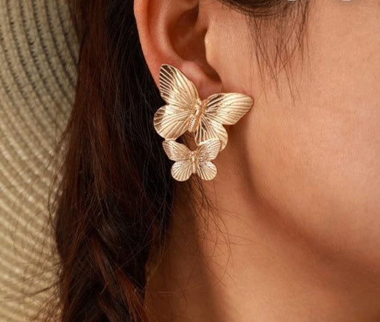 Yu Fashions Dual Butterfly High Fashion Earrings
