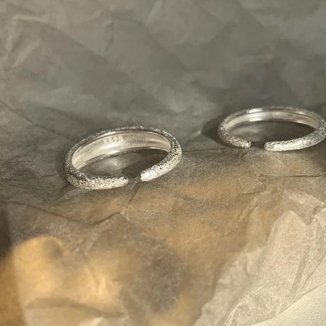 Yu Fashions Shimmer Korean High Fashion Korean Ring Set of 2