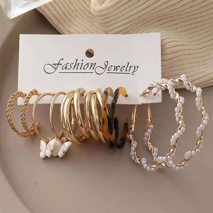 Stylish Animal Print Acrylic Golden Pearl Hoop Butterfly Earring Set of 5 Pairs For Women