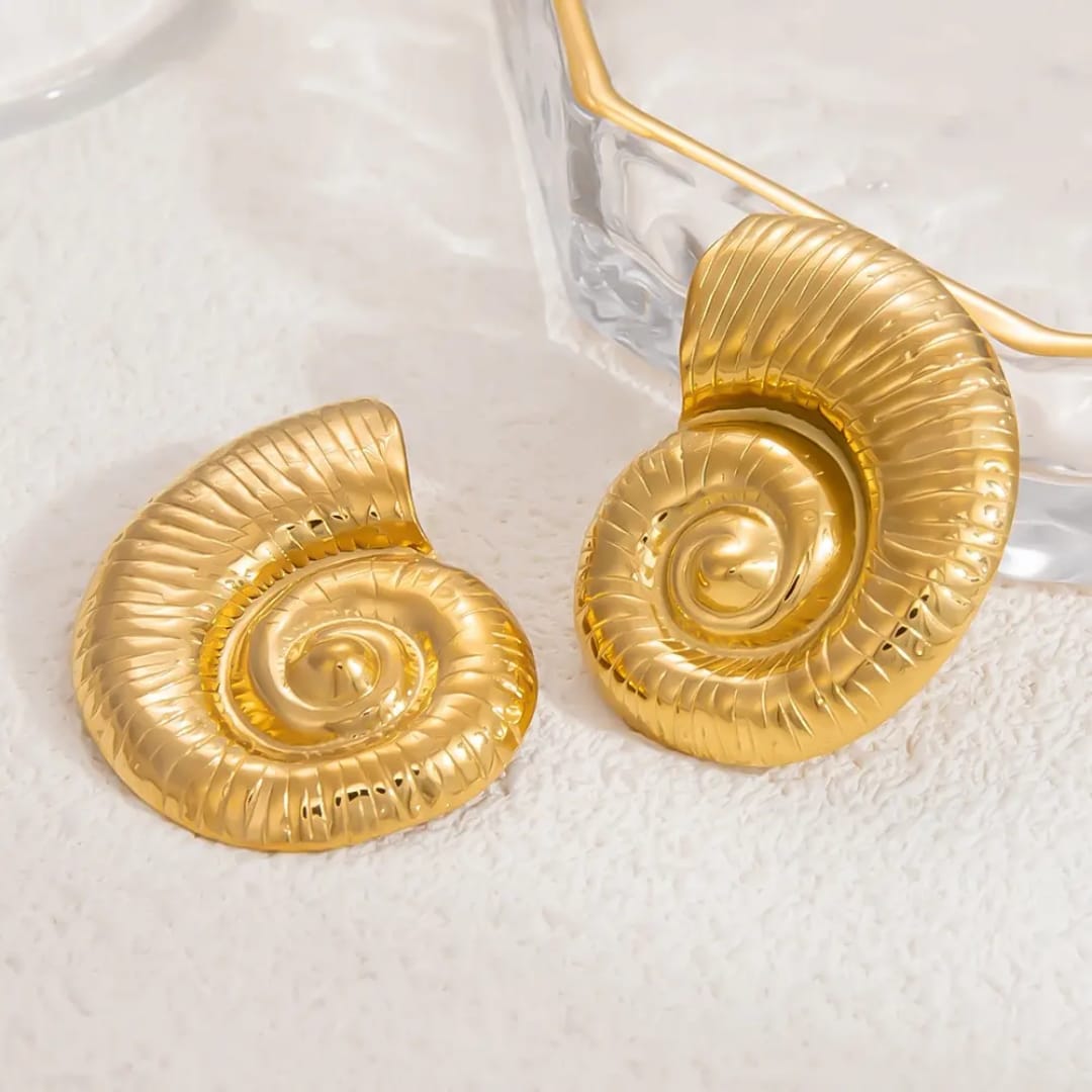 Yu Fashions Golden Ocean SeaShell Marine Beach Large Textured  Snail Geometric Korean Statement Earring