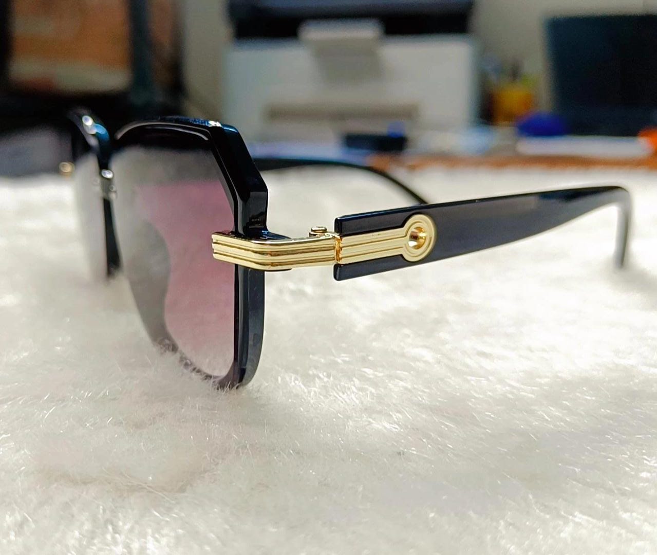 Yu Fashions High Fashion Edgy Classy UV Protcted Korean Sunglasses Deal