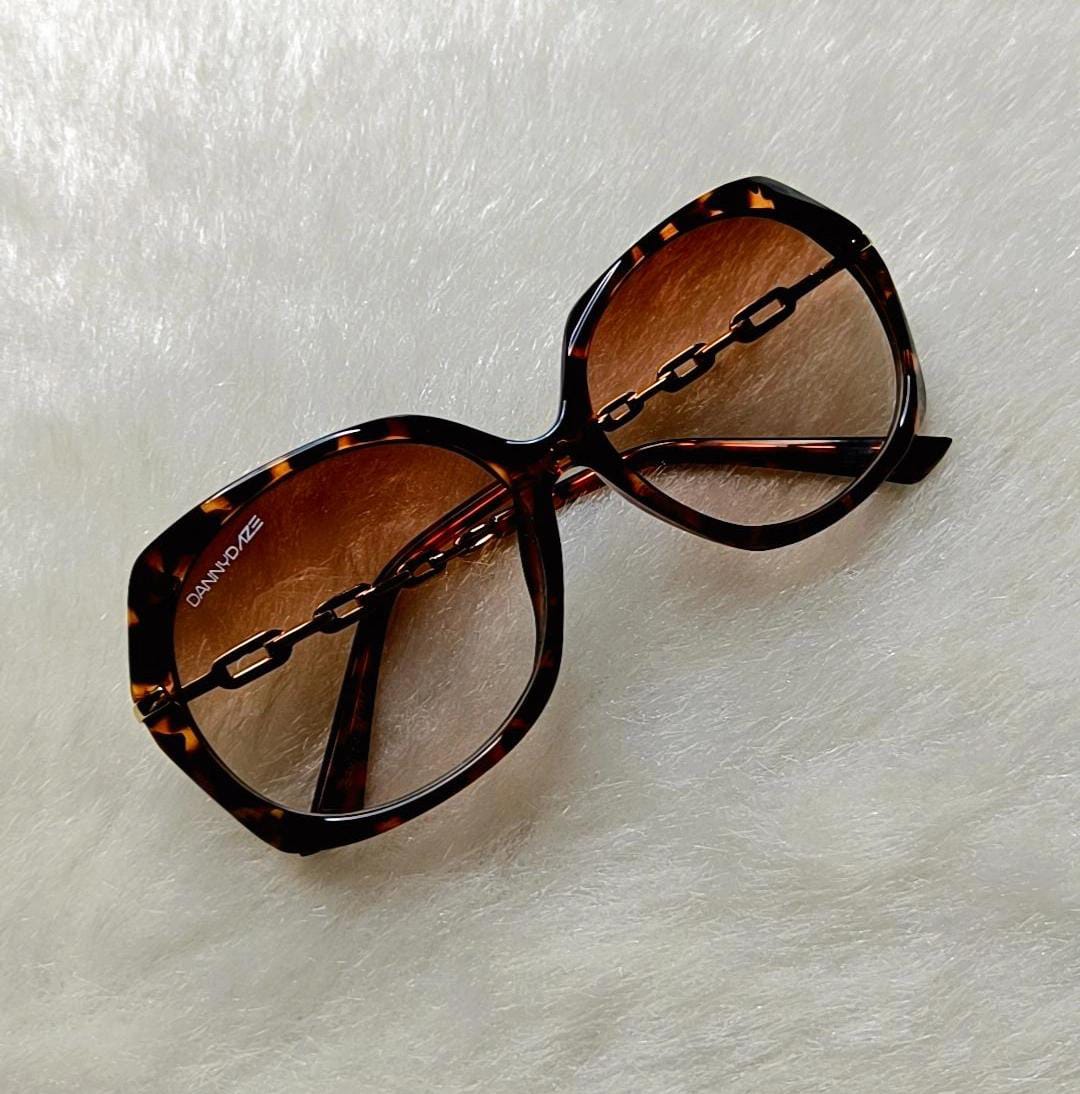 Yu Fashions Trending High Quality UV Protected Korean Sunglasses- Deal