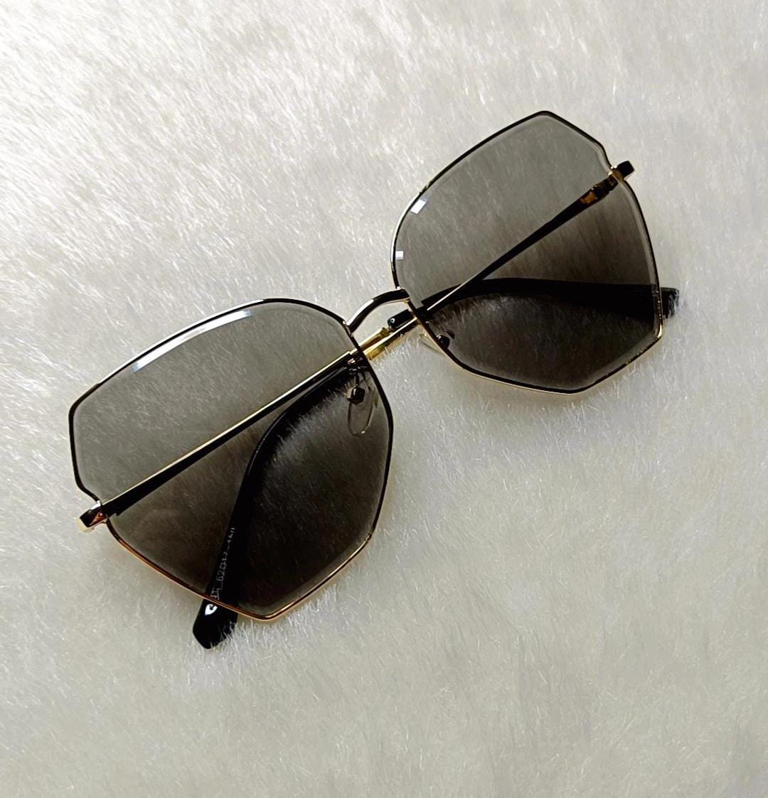 Yu Fashions Trending High Quality UV Protected Korean Sunglasses Deal