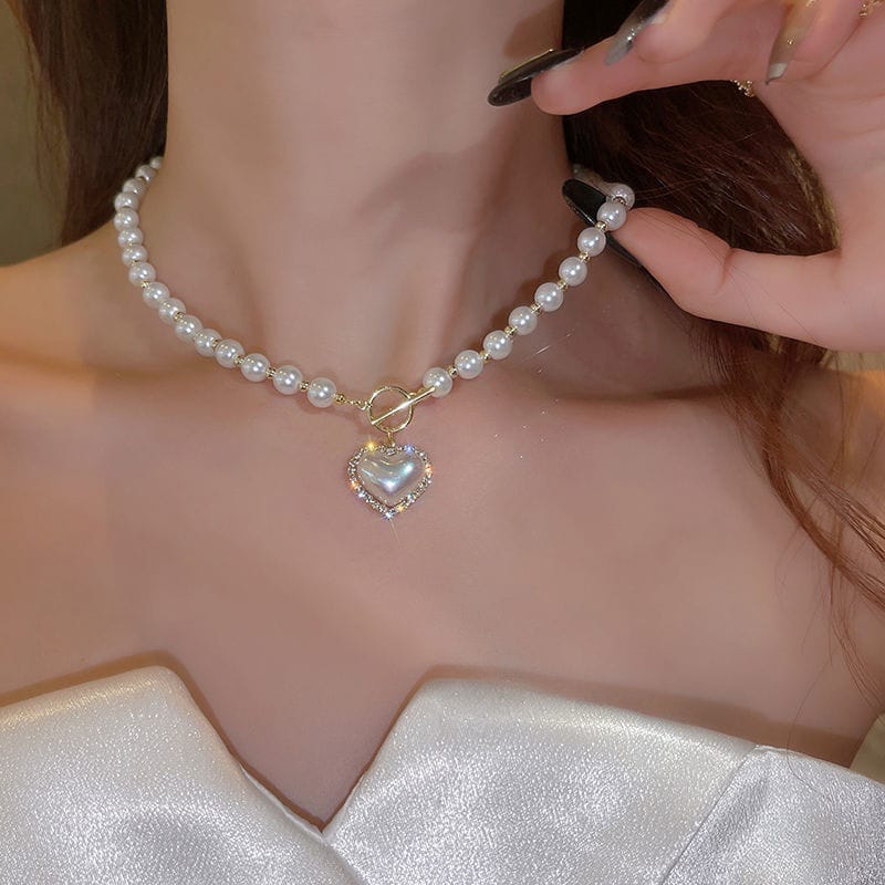 Yu Fashions Rhinestone Pearl Heart Pendent Necklace Pearl Chain