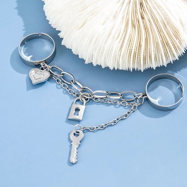 Yu Fashions Cross Vintage Heart Lock Key High Fashion dual Joined Korean Ring Set