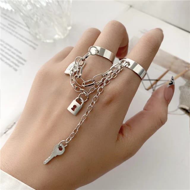 Yu Fashions Cross Vintage Heart Lock Key High Fashion dual Joined Korean Ring Set