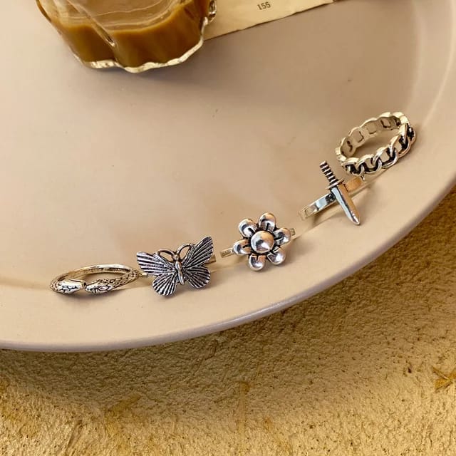 YU Fashions Retro Silver Butterfly Heart Ring Set of 5