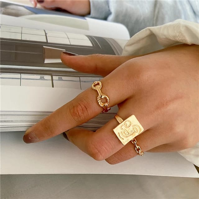 Yu Fashions Bohemian Golden Ring Vintage Face Link Chain Ring Set of 3