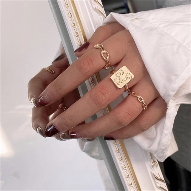Yu Fashions Bohemian Golden Ring Vintage Face Link Chain Ring Set of 3