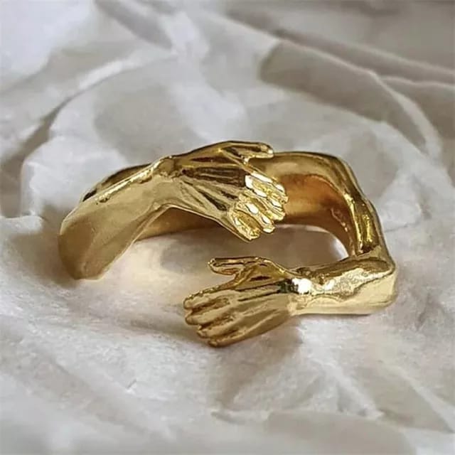Yu Fashions Cute Hug Ring
