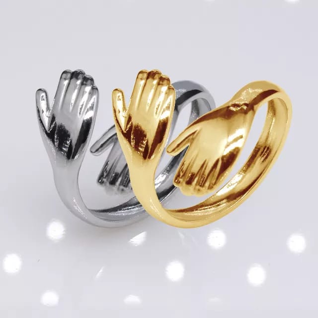 Yu Fashions Cute Hug Ring