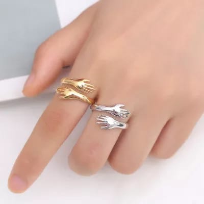 Yu Fashions Cute Hug Ring