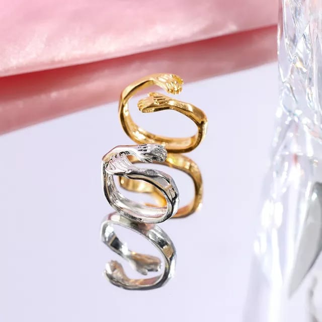 Yu Fashions Cute Hug Ring