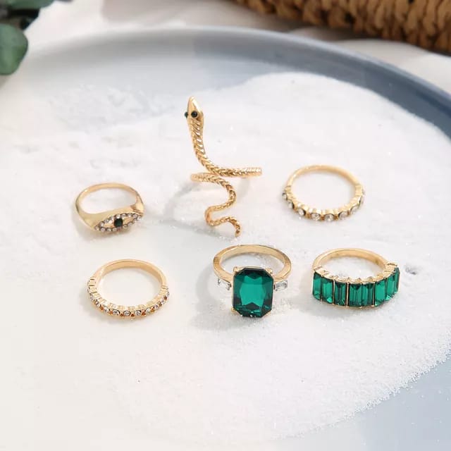 Yu Fashions Green Emerald Stones Snake animal Evil Eye Ring Set of 6