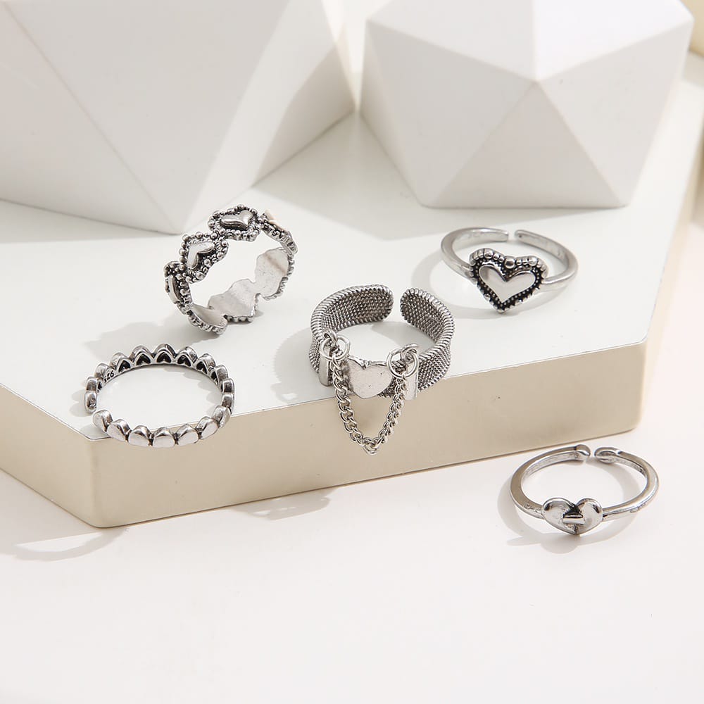 Yu Fashions Heart Chain Silver Ring Set of 5