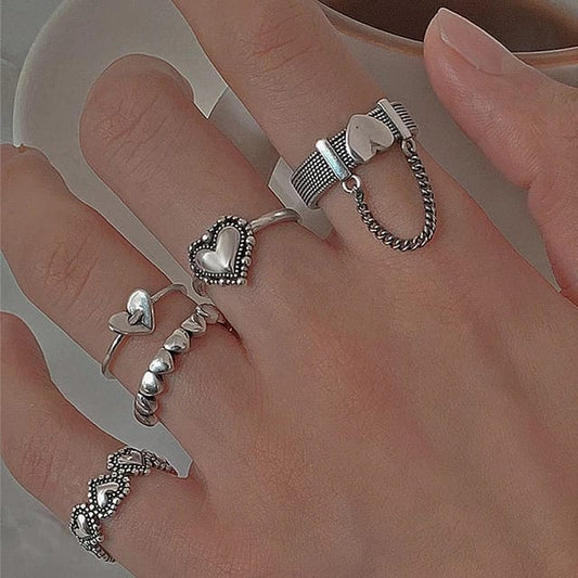 Yu Fashions Heart Chain Silver Ring Set of 5