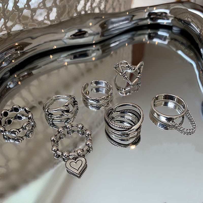 Yu Fashions Heart Chain Twisted Link Ring set of 7