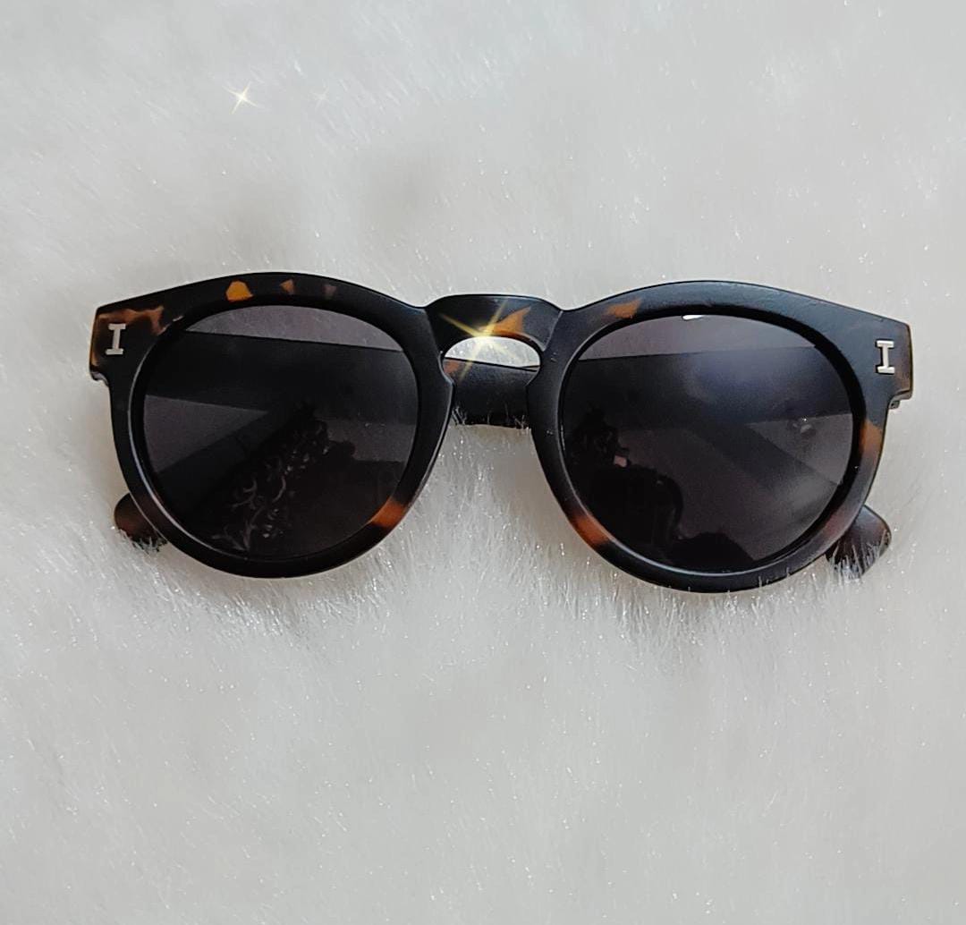 YU Fashion Cute UV Protected Classy High Fashion Kids Sunglasses